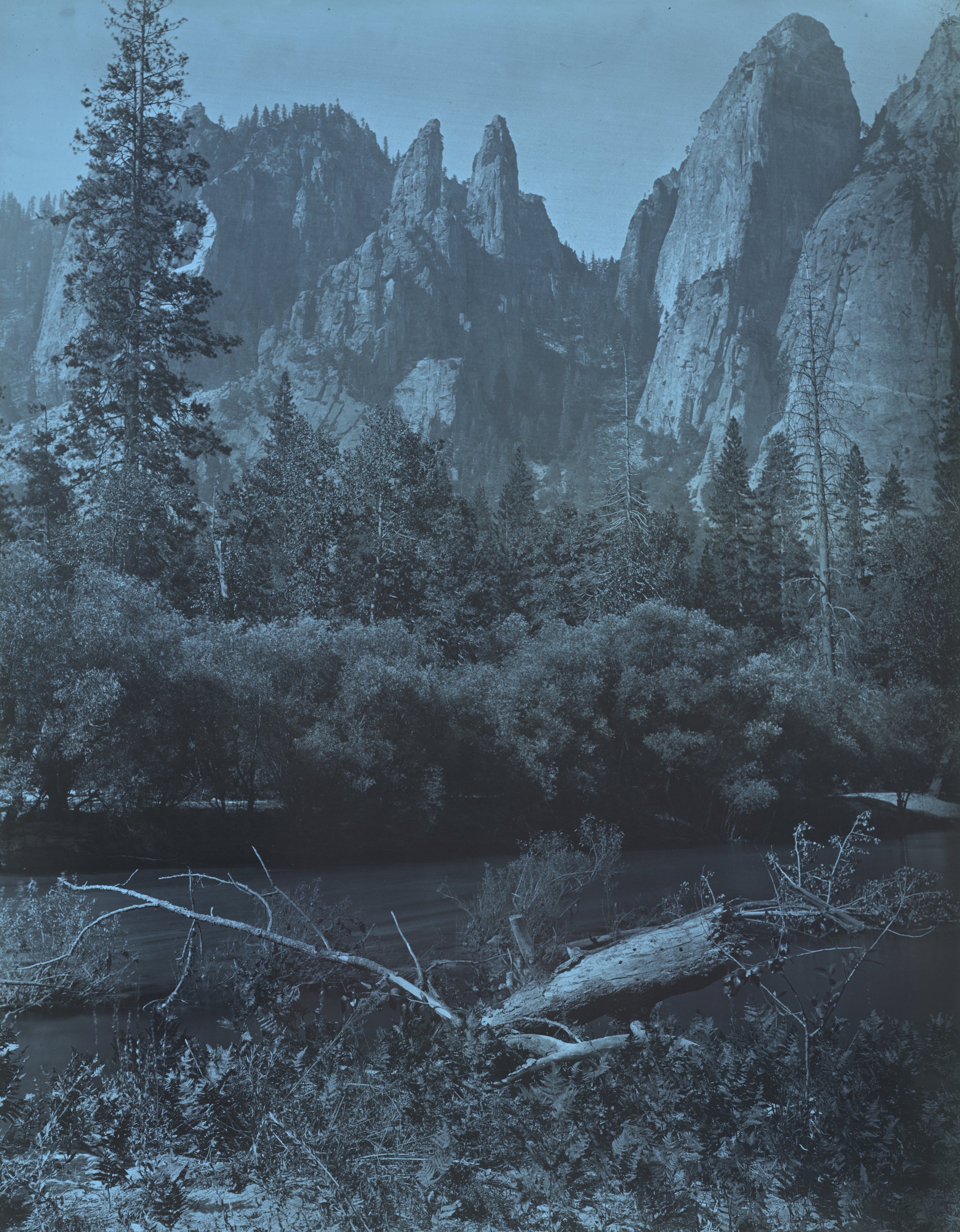 Ultraviolet-induced fluorescence — Cathedral Spires 2400ft, Yosemite Valley #37