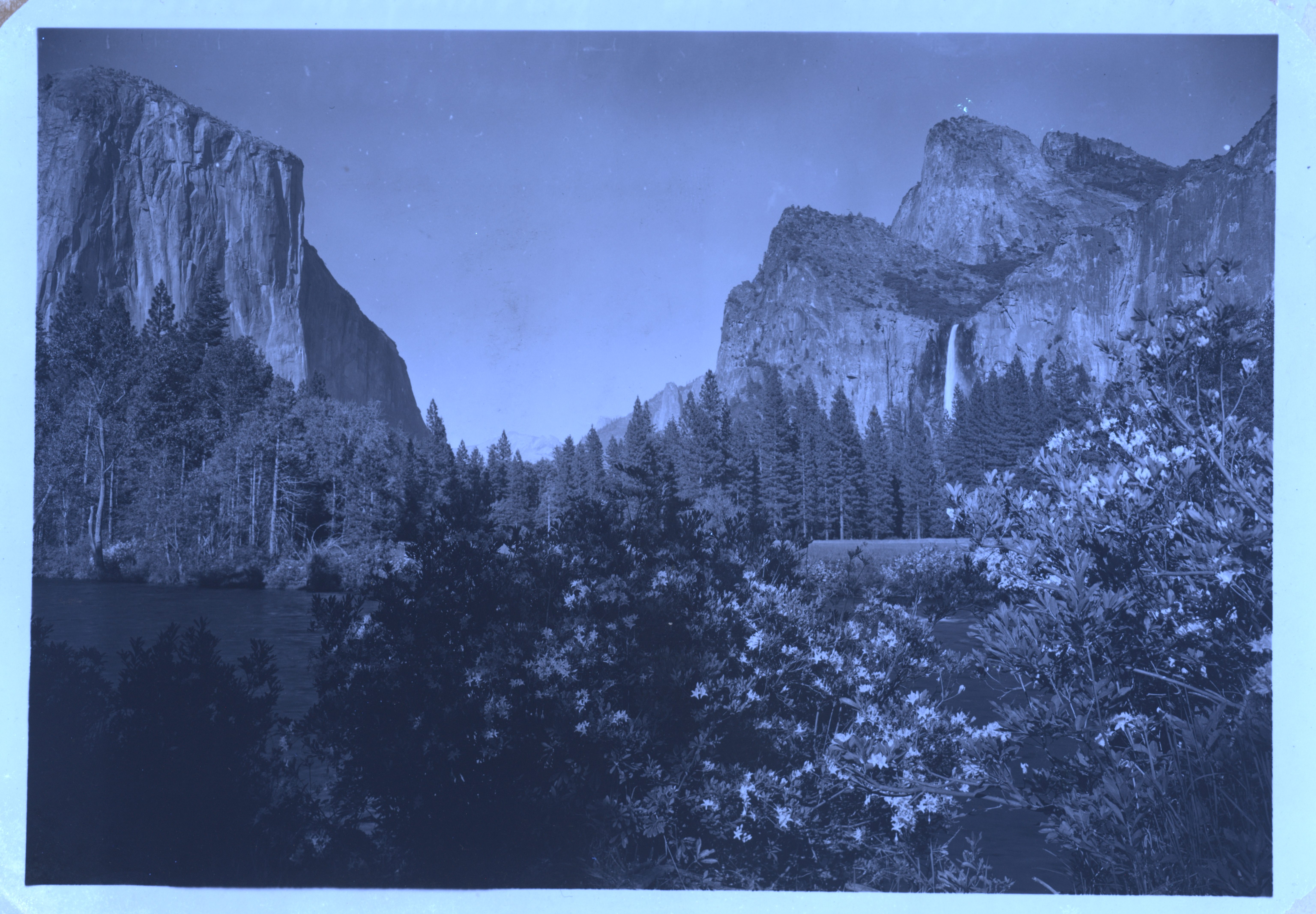 Ultraviolet — sheet · Gates of the Valley, Yosemite